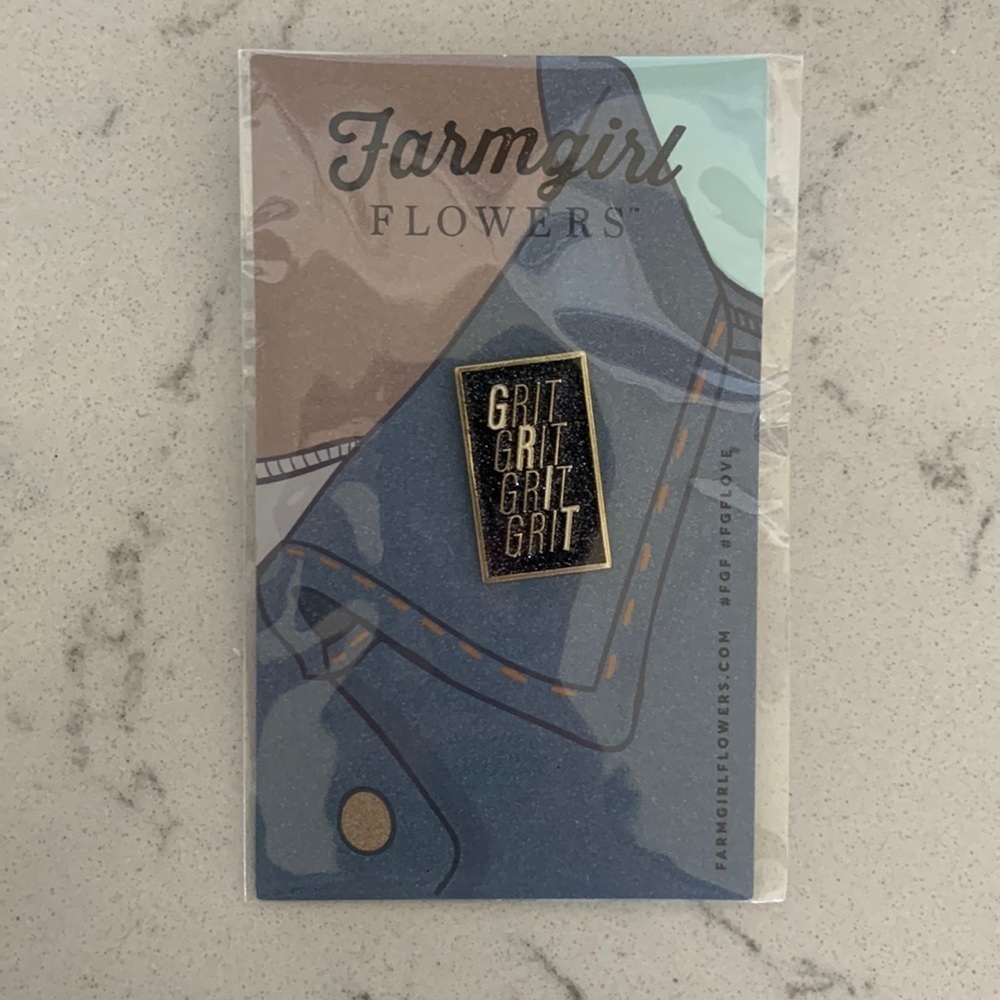 Farmgirl Flowers Pin